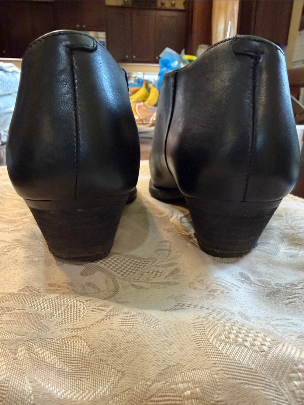 Chelsea & Violet Black Leather Pointed Ankle Boot